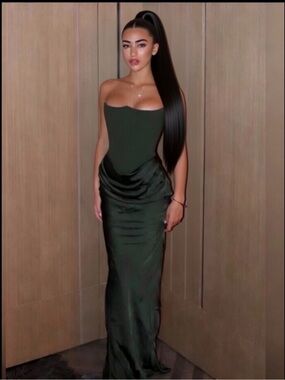 House of CB | Dresses | House Of Cb Contessa Black Strapless Satin Corset Midi Dress | Poshmark House of CB | Dresses | House Of Cb Contessa Black Strapless Satin Corset Midi Dress | Poshmark